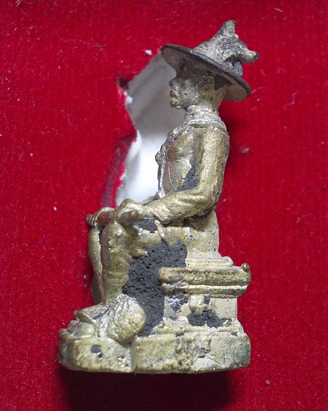 รูปหล่อเบ้าทุบพระเจ้าตากหล่อดินไทยโบราณ สร้างเพียง 1000 องค์ หลวงพ่อตัด วัดชายนา