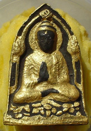 สมเด็จพระพุทธโคดมพิมพ์ใหญ่ ปางประทานพร ปี 2505 ลงรักปิดทองใหม่ หลวงพ่อขอม วัดไผ่โรงวัว จ.สุพรรณบุรี