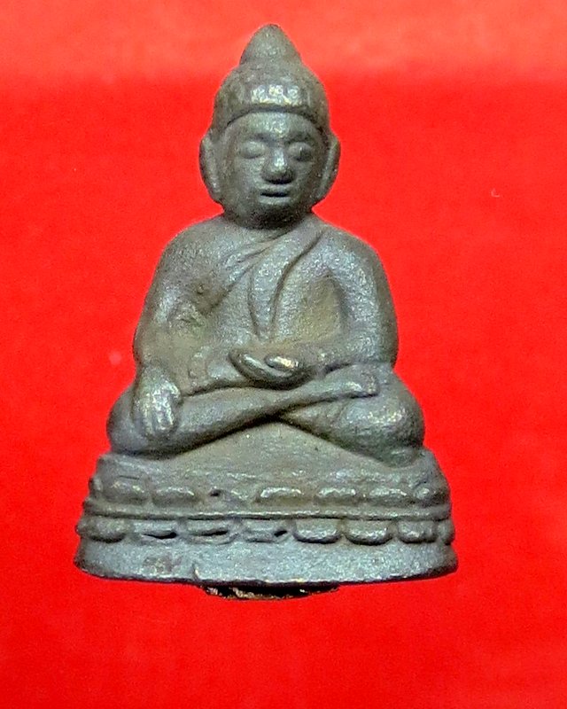 หลวงปู่บัว ถามโก วัดศรีบุรพาราม พระชัยวัฒน์ รุ่นมงคลบูรพาพยัคฆ์