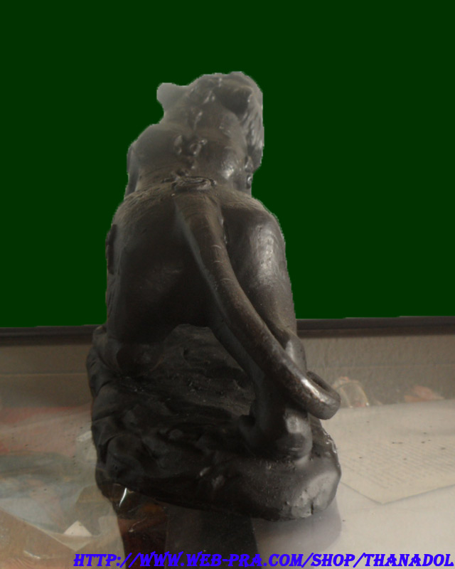 เสือสมิง  หลวงพ่อเพี้ยน วัดเกริ่นกฐิน จ.ลพบุรี กฐิน ปี2556