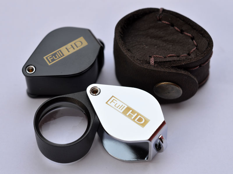 เคาะเดียวปิด ชุด6ตัว ครับราคาขายส่งกล้อง Nikon 10XตัวเรือนทองเหลืองหลังFULL HDสวยๆครับ