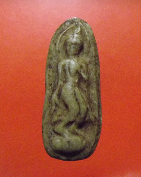 พระลีลาหลวงพ่อกวย เนื้อผงน้ำมัน จ.ชัยนาท