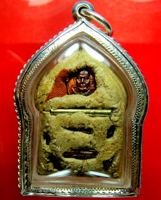 หลวงปู่หมุน วัดบ้านจาน พระขุนแผนทรงพลใหญ่ 