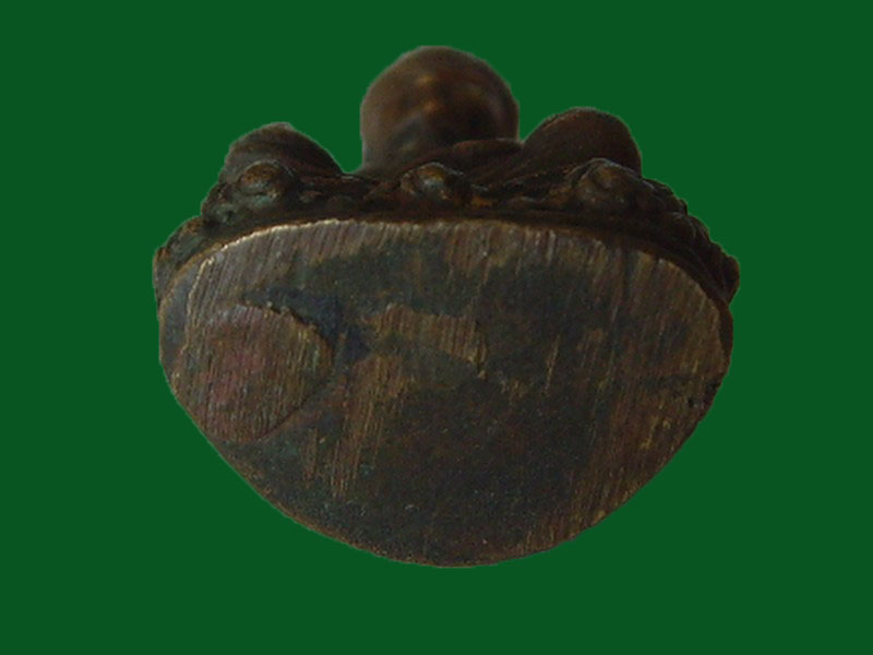 รูปหล่อไต่ฮงกง รุ่น3 นี้ จัดสร้างโดยมูลนิธิปอเต็กตึ้ ง ในปี พ.ศ. 2522 อธิษฐานจิตปลุกเสกโดย หลวงปู่โต