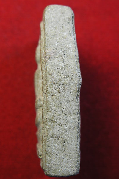 พระสมเด็จ วัดโนนผึ้ง ปี พ.ศ.๒๕๔๐ เนื้อผงพุทธคุณ หลวงปู่หมุน ปลุกเสก...