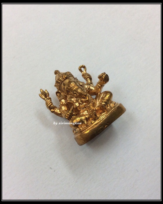 พระพิฆเนศ รุ่นบังเกิดทรัพย์ ปี49 เนื้อสัตตโลหะ ปลุกเสกโดย หลวงปู่หงษ์ ณ ปราสาทพนมรุ้ง กล่องเดิม