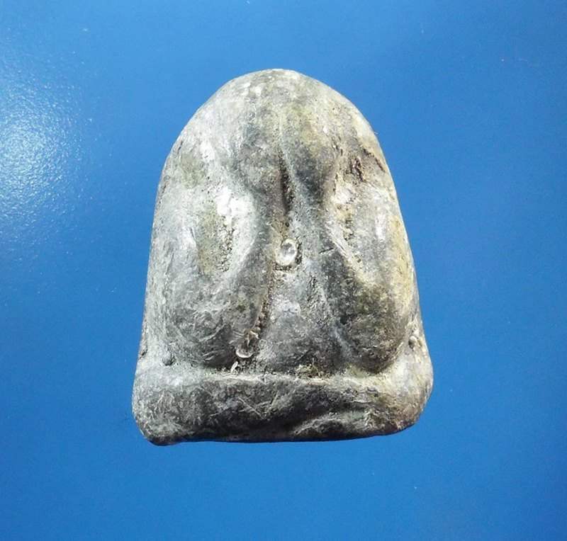 พระปิดตาญาณวิลาศเนื้อชินตะกั่วหลวงพ่อแดงปี13