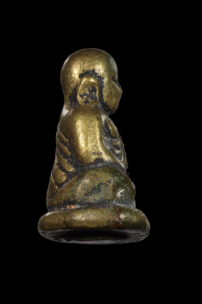 พระหล่อโบราณหลวงพ่อเงิน พิมพ์นิยม รุ่น ระฆัง วัดทุ่งน้อย ปี 50