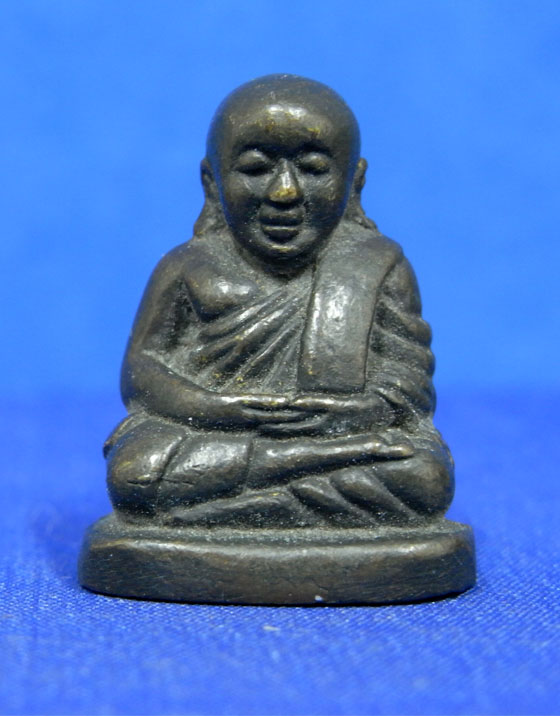 รูปหล่อหลวงพ่อเงิน วัดบางคลาน 46