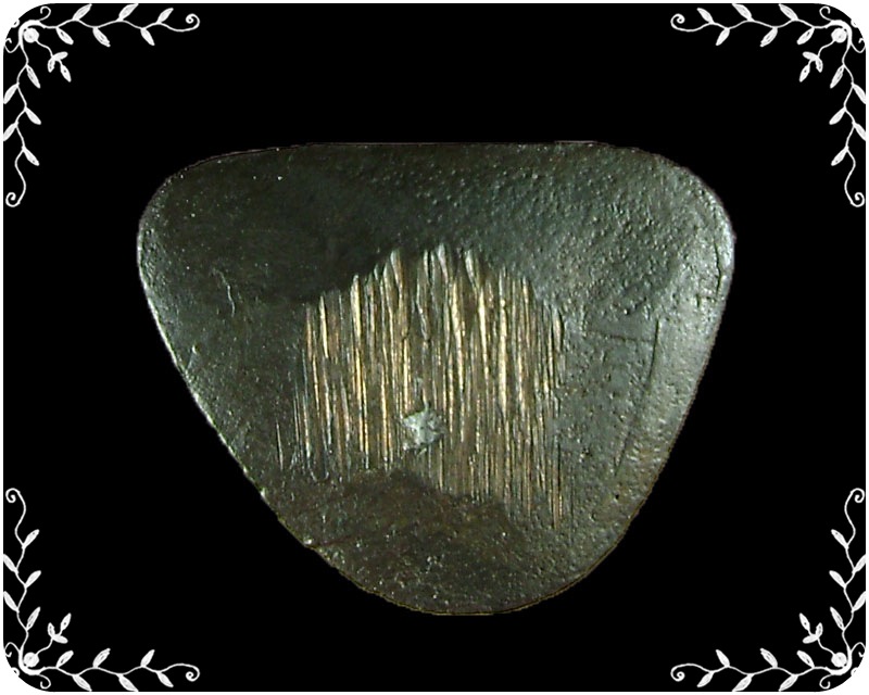 รูปหล่อ หลวงพ่อผล วัดเชิงหวาย  เนื้อนวะโลหะ  ปี 38