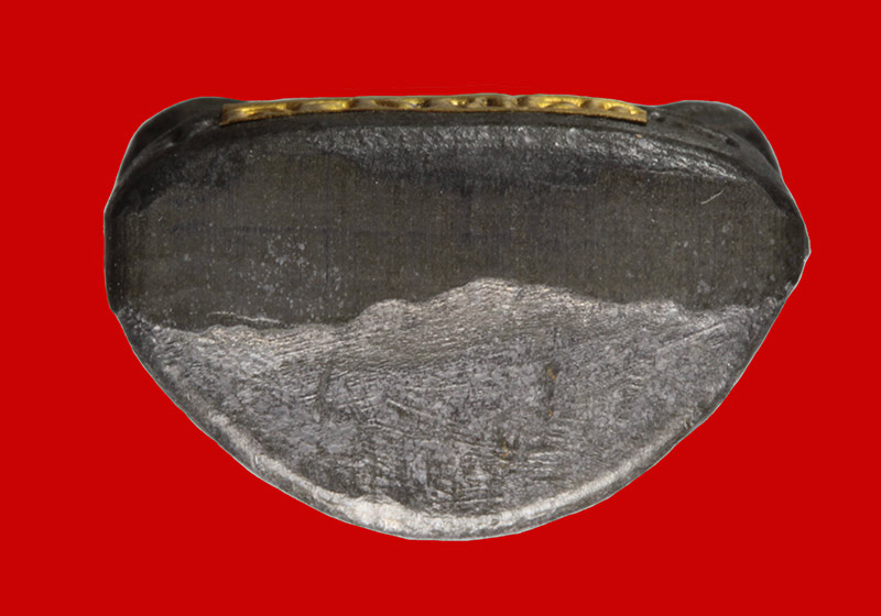 พระรูปเหมือนปั้มรุ่นแรก รุ่น ตัดอุปสรรค หลวงพ่อตัด วัดชายนา เพชรบุรี เนื้อตะกั่ว ตะกรุดทองคำ # 1