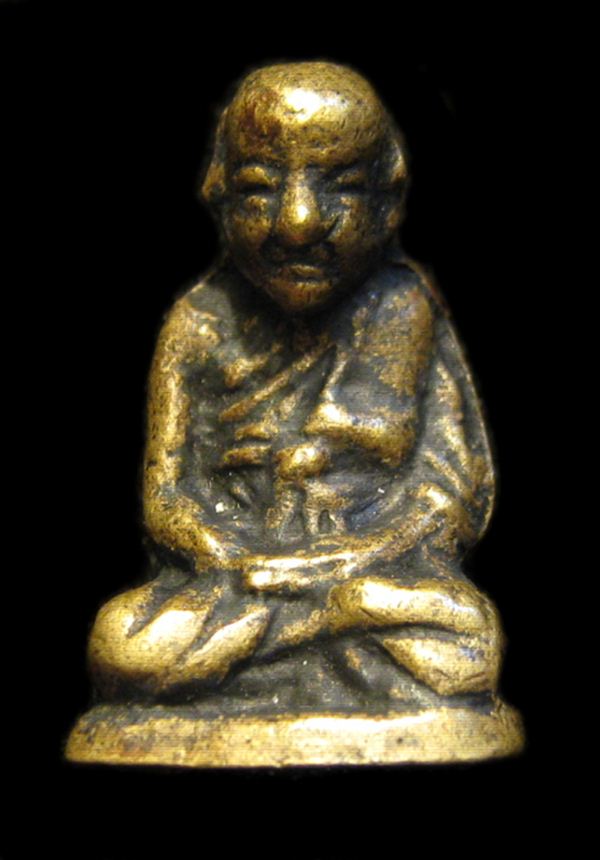 หลวงปู่ทวดหัวมวย เนื้อโลหะชนวนเก่า รุ่นแรก ปี ๒๕๐๖ วัดอ่างทอง สงขลา