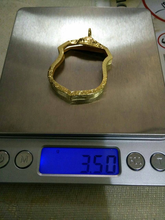 เหรียญนารายณ์ทรงครุฑ โค๊ตวัดสุทัศน์ พิธีเจริญลาภ