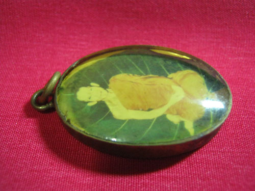 ล็อคเก็ตเจ้าคุณนร วัดวังกระโจม