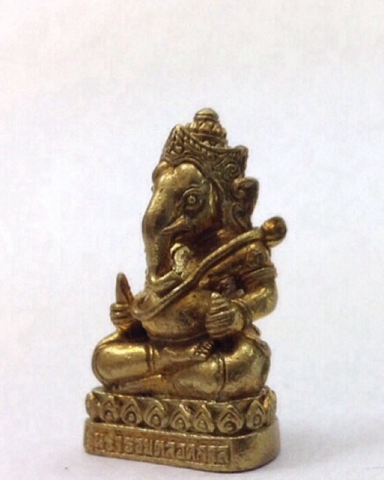 พระพิฆเนศ อุดกริ่ง รุ่นร่ำรวยตลอดกาล เนื้อทองฝาบาตร มีโค๊ด กล่องเดิม