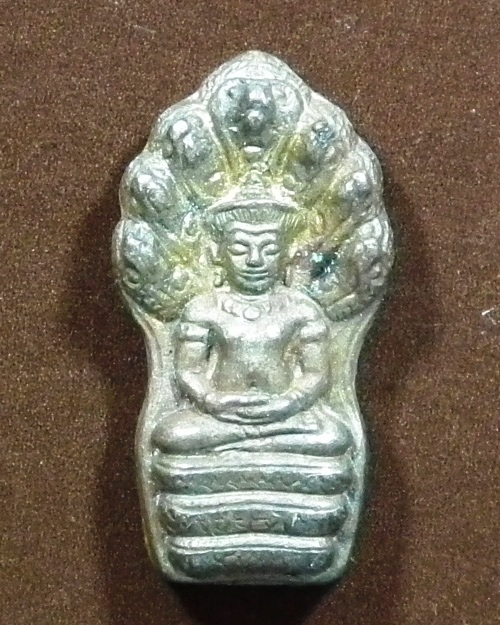 พระปรกใบมะขามหลวงปู่อ่อนสา สุขกาโร  ปี. ๒๕๓๒
