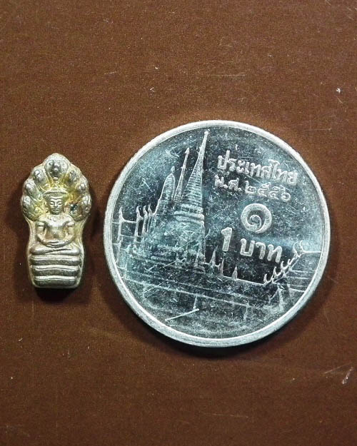 พระปรกใบมะขามหลวงปู่อ่อนสา สุขกาโร  ปี. ๒๕๓๒