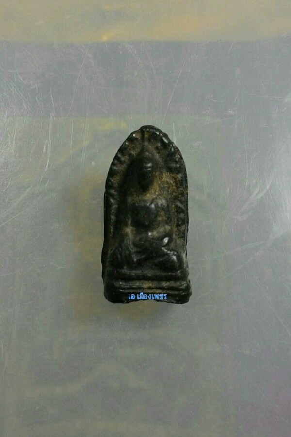 เกศาครูบาศรีวิไชย พิพม์พระรอด ยุคต้น