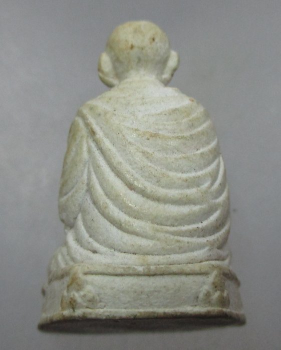 พระผงลอยองค์สมเด็จโต อุดกริ่ง ไม่ทราบที่ครับ