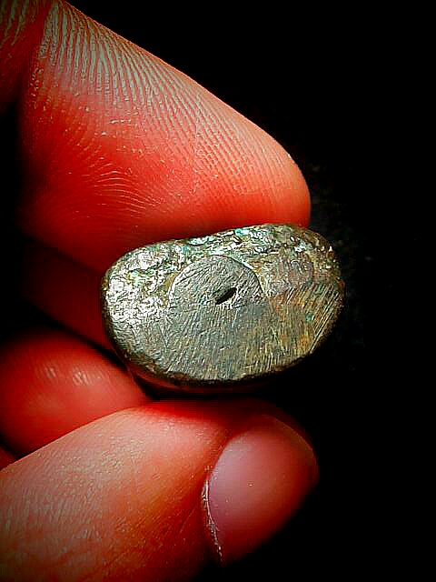 รูปหล่อหลวงพ่อเงิน ปีนแตก สวยเดิมๆ ครับ