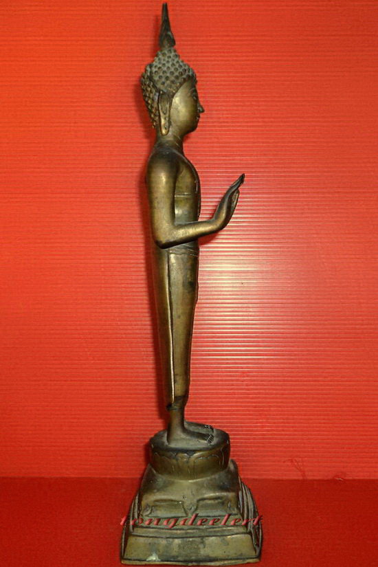 พระบูชาปางห้ามญาติ(พระประจำวันจันทร์) สำนักพุทธรัตนประทีป เนื้อทองผสม หล่อดินไทยค่ะ