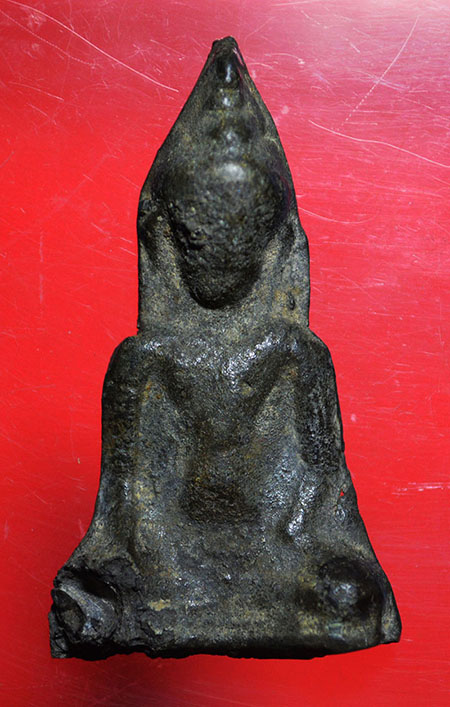 พระร่วงนั่งกรุวัดน้ำผึ้ง จังหวัดสุโขทัย