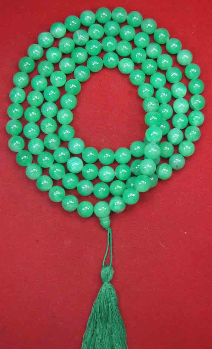 สร้อยประคำหินหยกเขียวเข้มจากพม่า ความยาว 52 นิ้ว เส้นผ่าศูนย์กลาง 12.0 ม.ม.คุ้มครองป้องกันภัย แคล้วค