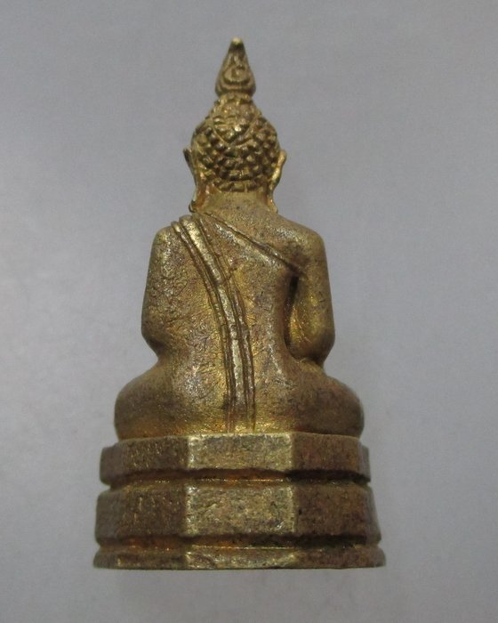 20 บาท รูปหล่อพระพุทธไม่ทราบที่ครับ