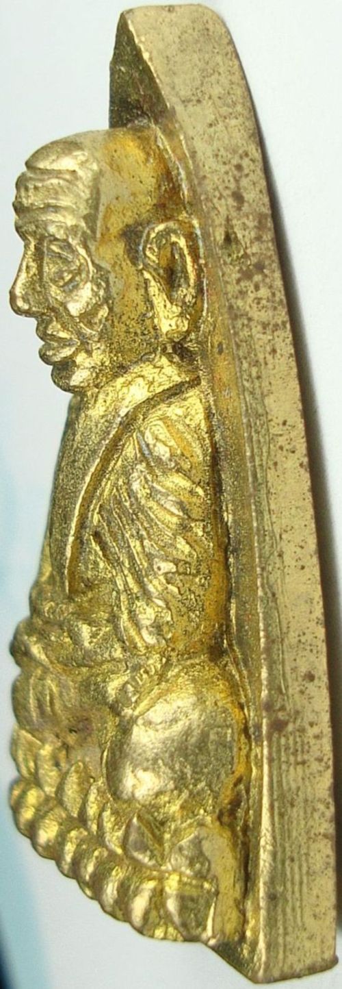 ลพ ทวด รุ่นหลังเตารีด 39 พิมพ์ใหญ่ เนื้อทองทิพย์