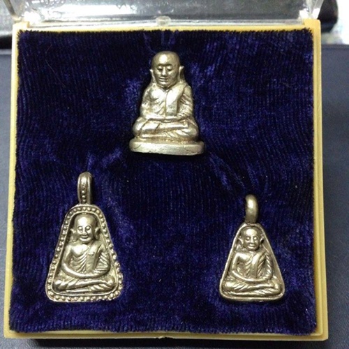 หลวงพ่อเงิน เนื้อเงิน ปี 25 รุ่นฉลองวิหาร ออกวัดบางคลาน