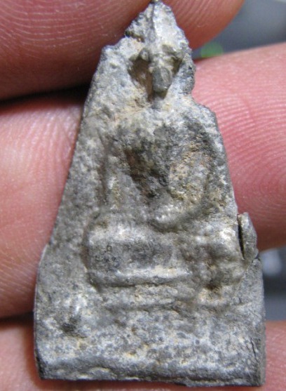 พระร่วงนั่ง เนื้อชินเงิน กรุวัดราชบูรณะ จ.อยุธยา มาพร้อมบัตรรับรองความแท้