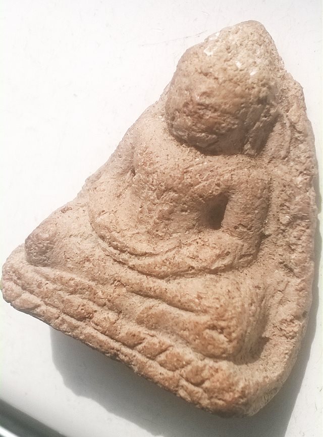 หลวงพ่อโต บางกระทิง พิมพ์สมาธิ นิยม +พร้อมรับรองจากเวปเพื่อนบ้าน