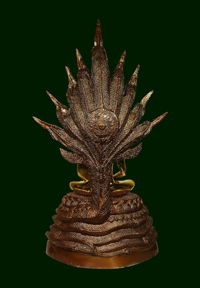 พระบูชานาคปรก สองถอด ไม่ทราบที่ เนื้อทองเหลือง หล่อหนา