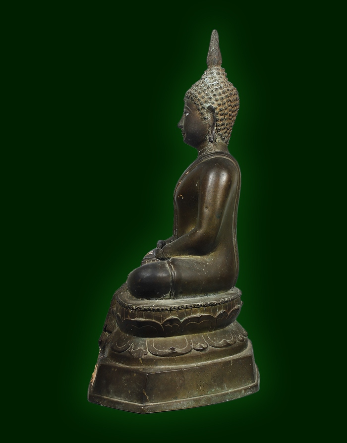 พระบูชา รัชกาล ตามุก เนื้อทองเหลือง ผิวหิ้ง ขี้ยุงเพียบ