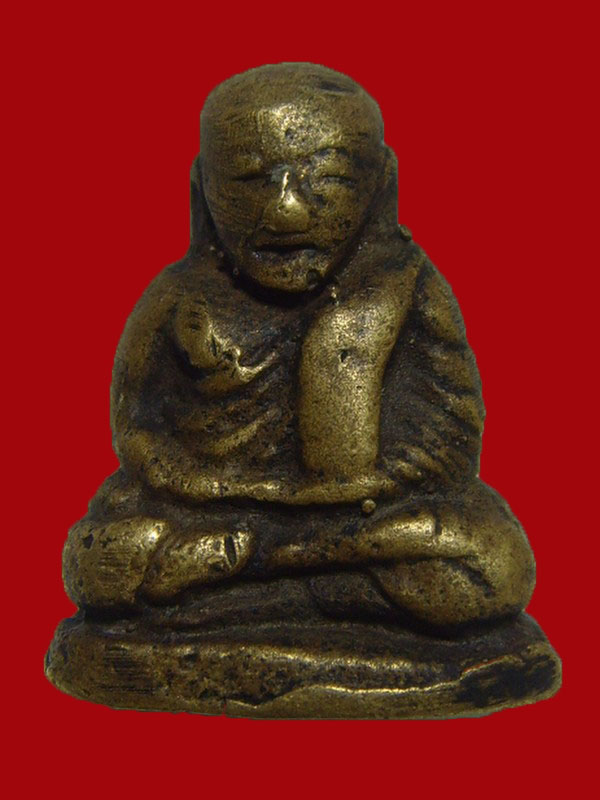 รูปหล่อหลวงพ่อเงิน อาจารย์ชุ่มสร้าง ตัวจริงสวยกว่าในรูปรับดูง่าย