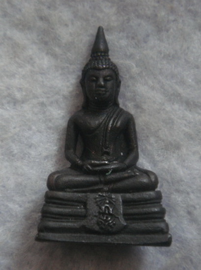 หลวงพ่อพุทธโสธร  วัดโสธรวรารามวรวิหาร ปี ๒๕๓๔