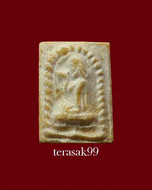 พระเนื้อผงว่านน้ำมัน พิมพ์พระนางกวักพิมพ์เล็ก หลวงพ่อกวย วัดโฆสิตาราม จ.ชัยนาท ปี 2515