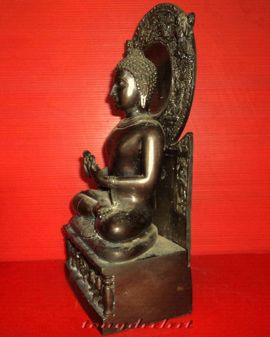 พระบูชาปางปฐมเทศนา สวยงามมากค่ะ