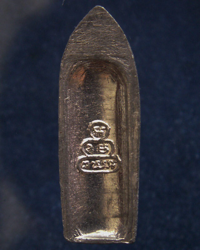 พิมพ์นิยม !! พระร่วงยืนประทานพรเนื้อชิน เจ้าคุณนรฯ ปลุกเสก ออกวัดเขาบางทราย จ.ชลบุรี พิมพ์นิยม (ไม่ต