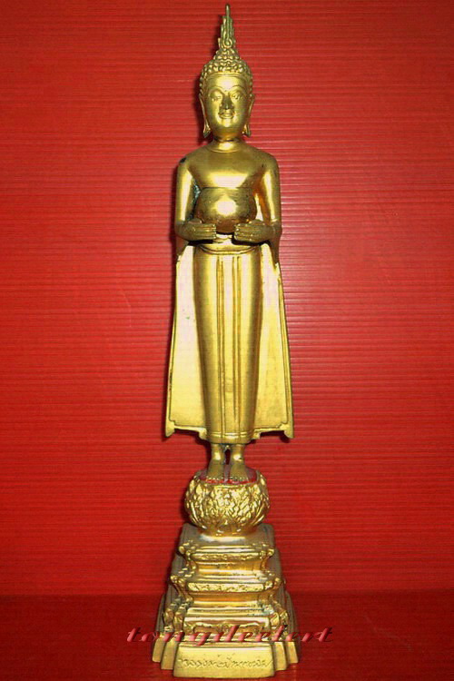 พระบูชาหลวงพ่อบ้านแหลม วัดเพชรสมุทรวรวิหาร สูง 11 นิ้ว กะไหล่ทอง สวยมากค่ะ