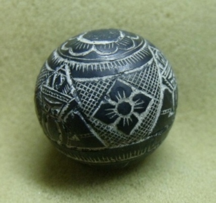 **วัดใจ**ราหูอมจันทร์แกะจากมะพร้าวตายพราย หลวงพ่อปิ่น วัดศรีษะทอง**สวยๆ หายาก เชิญชมครับ