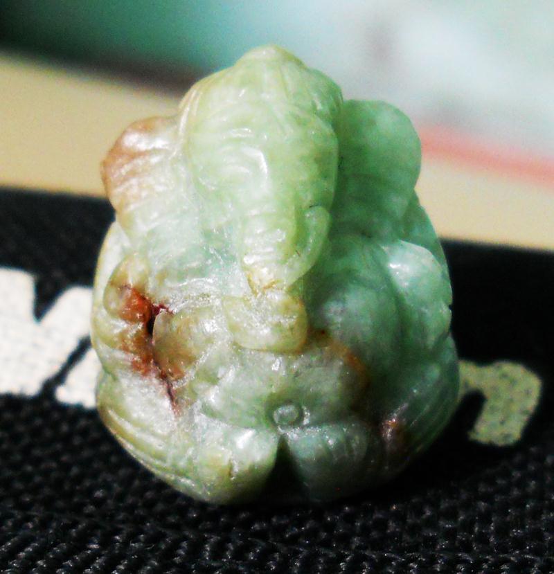 หยกเขียวแท้ๆ พระพิฆเนศ ฐานครึ่งนิ้ว สูง1นิ้ว แกะสลักจากเมืองนอกฝีมือละเอียดปรานีต สวยมั๊กๆๆน่าบูชาหา