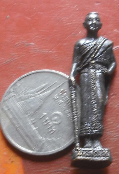 รูปเหมือนย่าโม พศ 2545  เนื้อทองเเดง