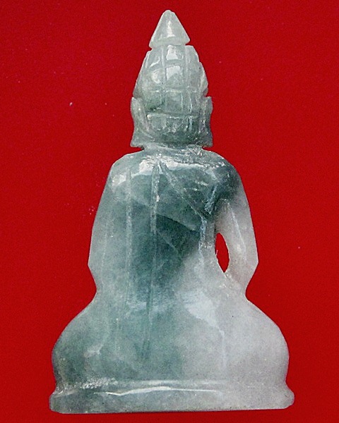 หยกแกะ สิงห์ 1 รุ่นแรก วัดพระสิงห์ เชียงราย ฐานกว้าง 1.5 ซ.ม.สูง2.5 ซ.ม.