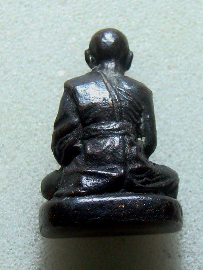 หลวงปู่เทียม 