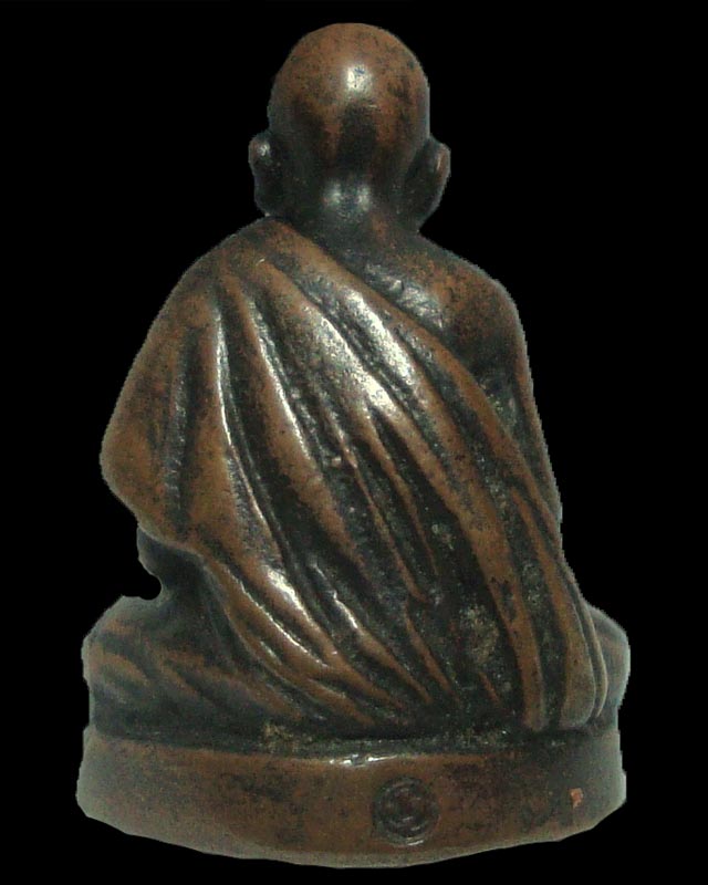 รูปหล่อโบราณ หลวงพ่อเกษม ออกวัดศรีบุญเรือง เชียงใหม่ 2517