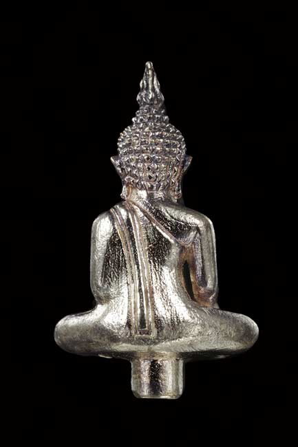 พระยอดธงรุ่นแรกหลวงปู่ทิมวัดพระขาวปี 43 เนื้อเงิน