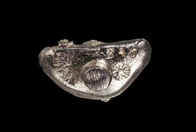 พระยอดธงรุ่นแรกหลวงปู่ทิมวัดพระขาวปี 43 เนื้อเงิน