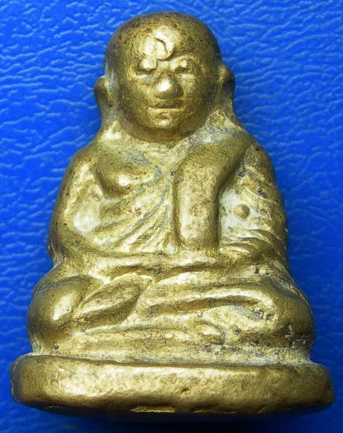 รูปหล่อหลวงพ่อเงิน วัดบางคลาน.............(D-5)