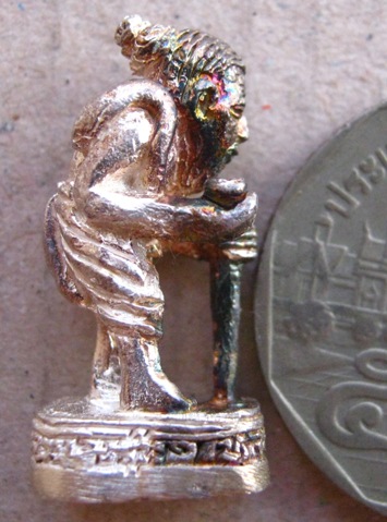 ชูชกมหาลาภ รุ่นแรก หลวงพ่อสิน วัดละหารใหญ่ จ ระยอง เนื้อเงิน หมายเลข734 ตอกโค้ด นะ พร้อมกล่องเดิม